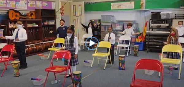 2nd Graders Learn About Conducting in Music Class 
